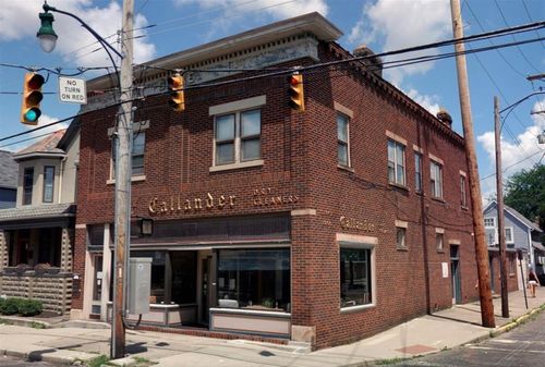 256 E Whittier St, Columbus, OH, 43206-2618 | Card Image