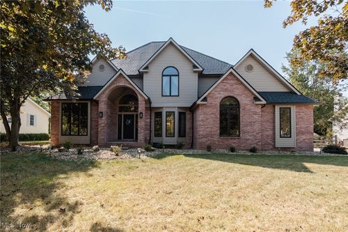 850 Westwood Dr, Medina, OH, 44256-1204 | Card Image