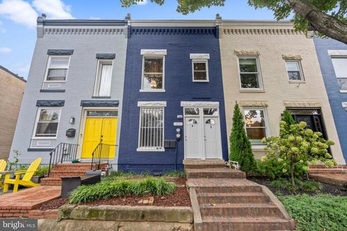 1221 D St Ne, WASHINGTON, DC, 20002-6333 | Card Image