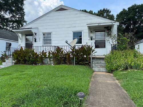 386 Juless St, Danville, VA, 24541-3802 | Card Image