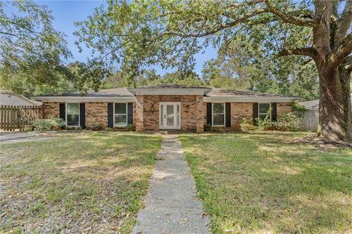 4220 Spring Valley Dr S, Mobile, AL, 36693-4358 | Card Image