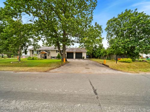 5 Demont Dr, Warminster, ON, L3V8N8 | Card Image