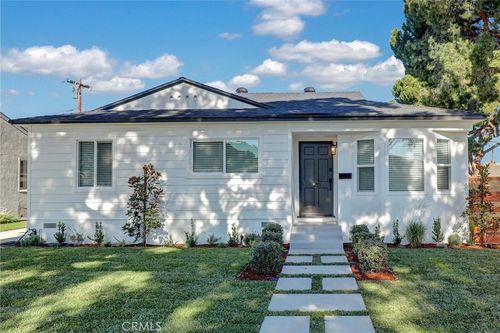 7043 E Harco St, Long Beach, CA, 90808-2323 | Card Image