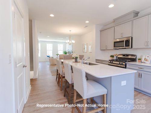9925 Ansonborough Sq, Huntersville, NC, 28078-0354 | Card Image