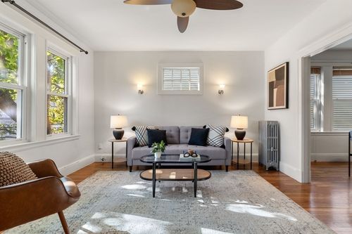 2-40 Gartland St, Boston, MA, 02130-3385 | Card Image