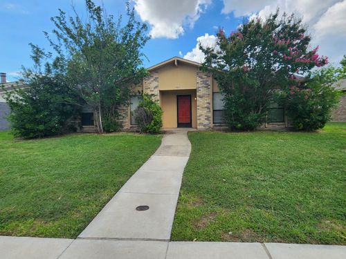 426 Cambria Dr, Coppell, TX, 75019-3311 | Card Image