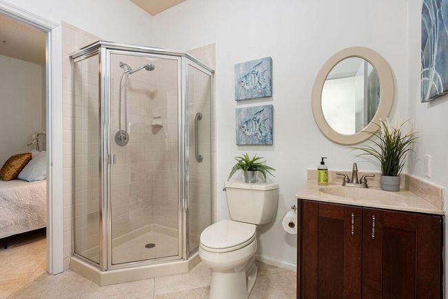 6798 Via Regina, Condo with 3 bedrooms, 3 bathrooms and null parking in Boca Raton FL | Image 19