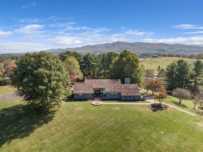 145 Scenic View Circle, House other with 5 bedrooms, 3 bathrooms and 4 parking in Wytheville VA | Image 1