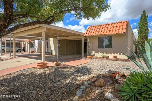 201 N Calle Del Lago, Green Valley, AZ, 85614-3021 | Card Image