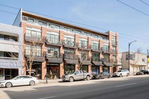 205-2141 E Hastings St, Vancouver, BC, V5L1V2 | Card Image