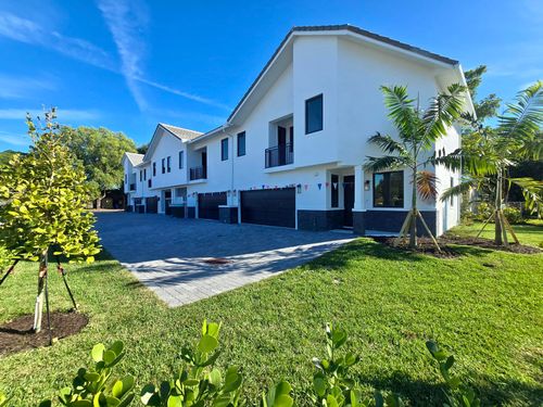 d-6997 Nw 30th Ter, Fort Lauderdale, FL, 33309-1331 | Card Image