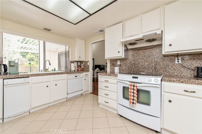 28 - 9 Morena, Condo with 2 bedrooms, 2 bathrooms and 2 parking in Irvine CA | Image 13