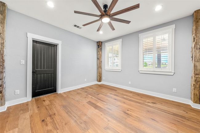 8300 Spicewood Springs Rd, House other with 4 bedrooms, 4 bathrooms and null parking in China Spring TX | Image 13