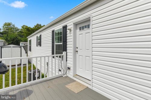 16 Vintage Ln, HONEY BROOK, PA, 19344-9747 | Card Image