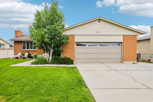 3302 W Blue Haven Dr, West Valley City, UT, 84119-5704 | Card Image