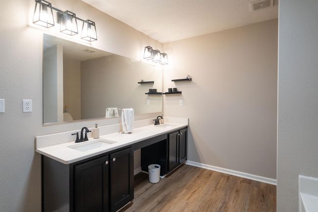 10004 Chariden Dr, House other with 3 bedrooms, 3 bathrooms and null parking in Cordova TN | Image 19
