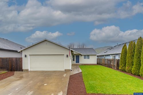 238 Nw Sagan Lp, Sheridan, OR, 97378 | Card Image