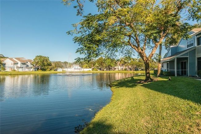 1903 Players Pl, Townhouse with 2 bedrooms, 2 bathrooms and null parking in North Lauderdale FL | Image 40