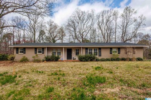 204 Dogwood Rd, SYLACAUGA, AL, 35150-8904 | Card Image