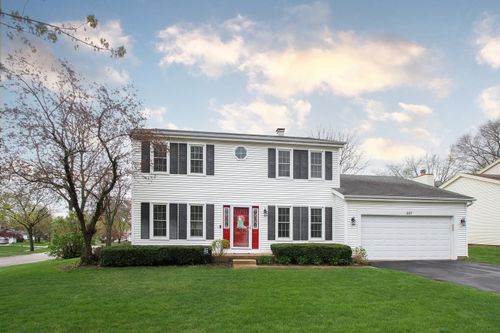 697 Gardenia Ln, Bartlett, IL, 60103-5861 | Card Image