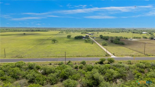 571 Fm 1360, Home with 3 bedrooms, 2 bathrooms and null parking in Woodsboro TX | Image 19