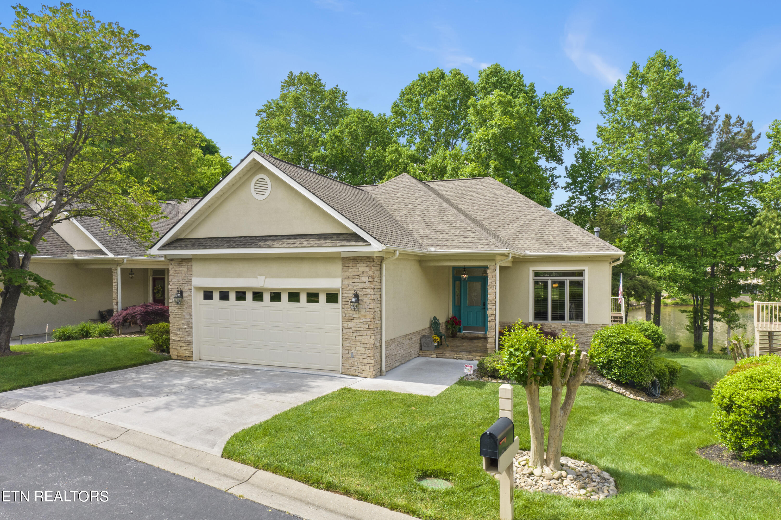 Tanasi Lagoon Dr, Loudon, TN 37774