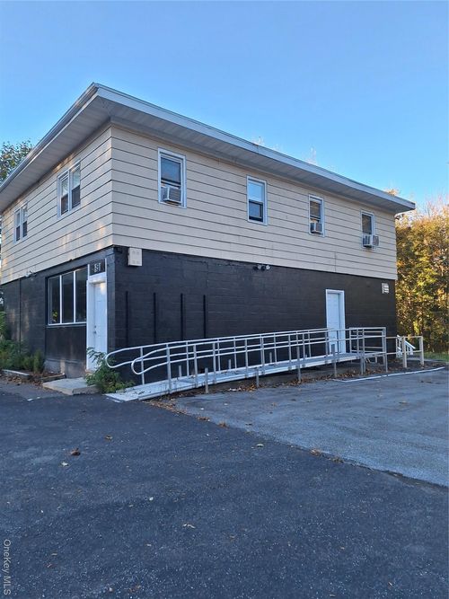 2-650 Route 211, Middletown, NY, 10940-7572 | Card Image