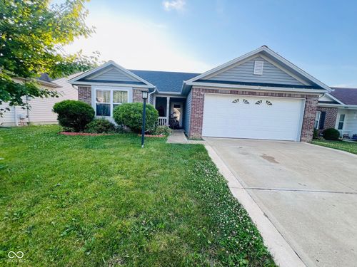 19519 Prairie Crossing Drive, Noblesville, IN, 46062 | Card Image