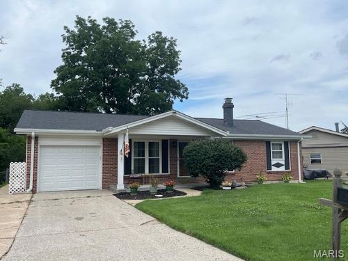 1205 Belleau Lake Dr, O Fallon, MO, 63366-3117 | Card Image