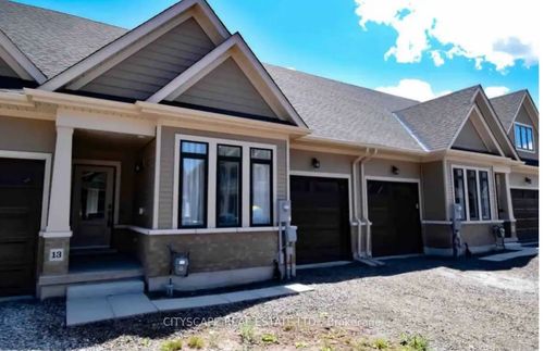 13-4311 Mann Street, Niagara Falls, ON, L2G0E7 | Card Image