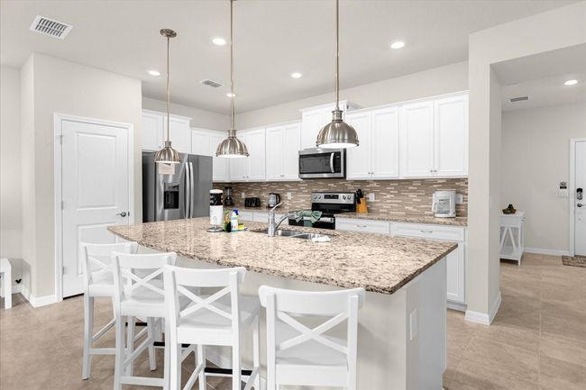 3974 Lana Ave, Townhouse with 5 bedrooms, 5 bathrooms and null parking in DAVENPORT FL | Image 11