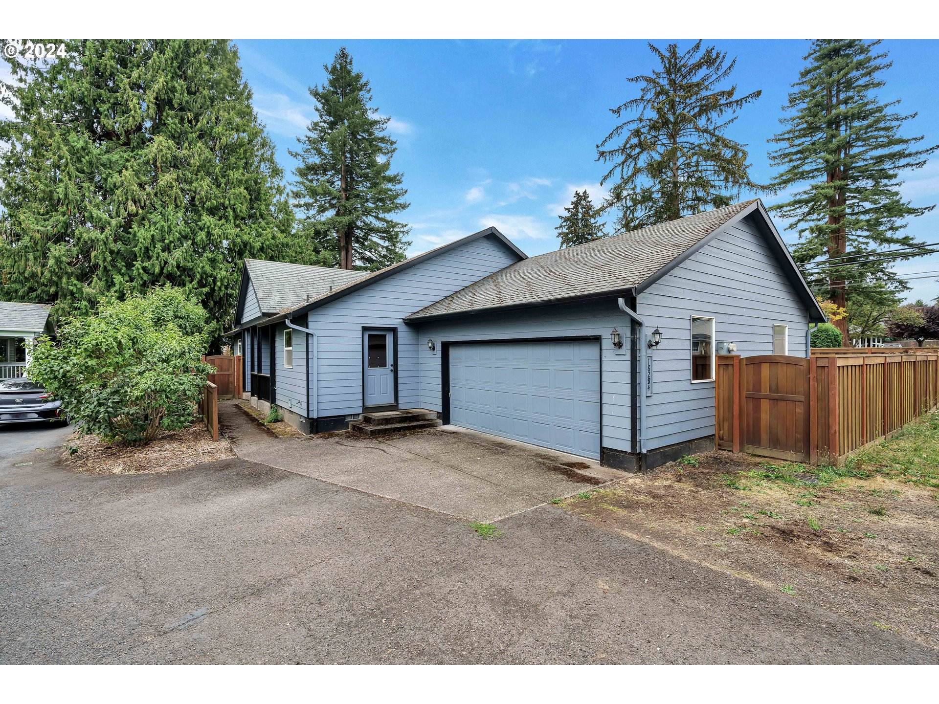 River Rd, Portland, OR 97267