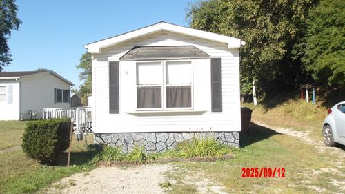 31 Blick Ave, Athens, OH, 45701-2324 | Card Image