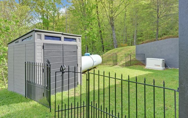 433 Hawkeye Trl, Home with 3 bedrooms, 3 bathrooms and null parking in Marble NC | Image 57
