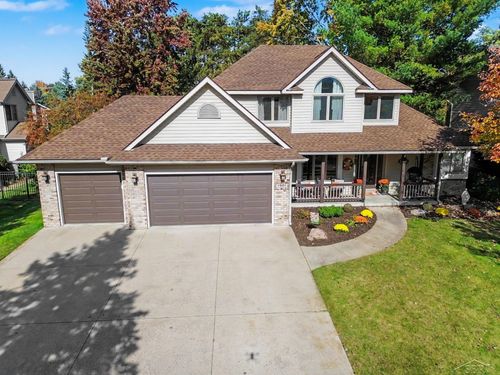 1901 Trailwood Cir E, Midland, MI, 48642-6825 | Card Image
