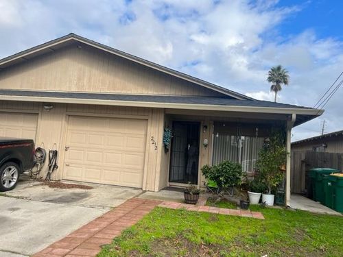 2212 N Sutter St, Stockton, CA, 95204-5436 | Card Image