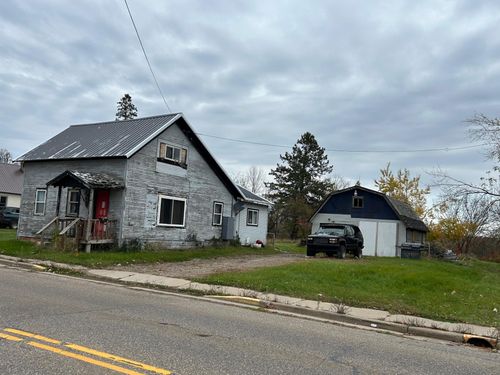 5432 Beech St, Laona, WI, 54541-9346 | Card Image