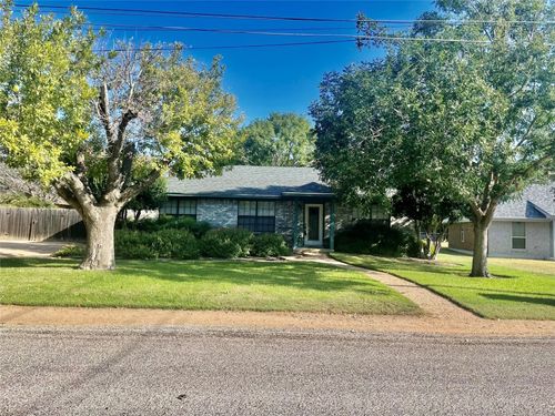 1113 Hackberry Dr, Marble Falls, TX, 78654-7205 | Card Image