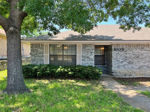 b-1110 S Rusk St, Weatherford, TX, 76086-5651 | Card Image