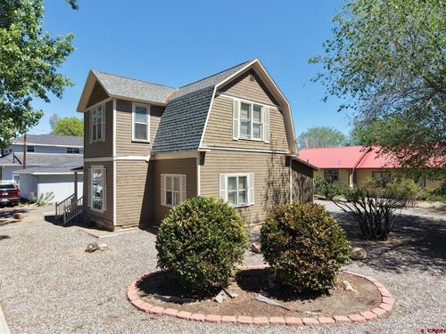 35 & 37 S Nevada Avenue, Montrose, CO, 81401 | Card Image