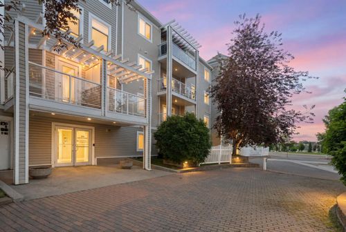 409-290 Shawville Way Se, Calgary, AB, T2Y3Z9 | Card Image