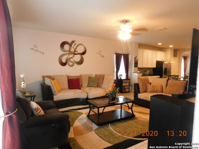 717 Morgan Run, House other with 4 bedrooms, 2 bathrooms and null parking in Cibolo TX | Image 10