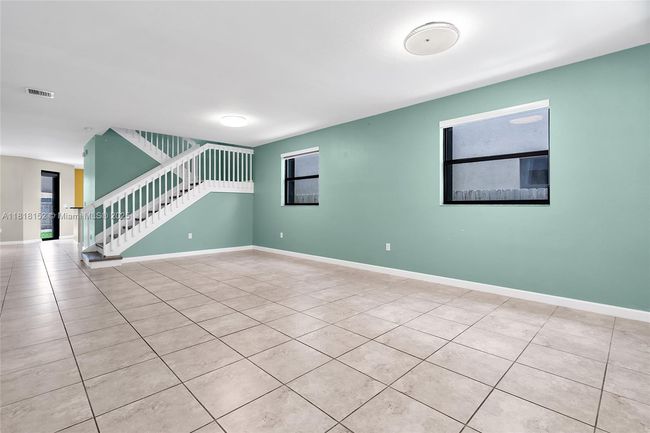 23641 Sw 118 Th Pl, House other with 5 bedrooms, 3 bathrooms and null parking in Homestead FL | Image 5