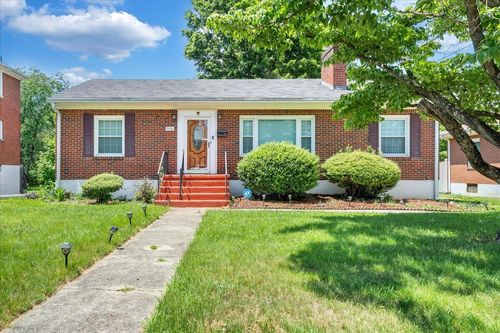 2728 Cedarhurst Ave Nw, Roanoke, VA, 24012-3234 | Card Image