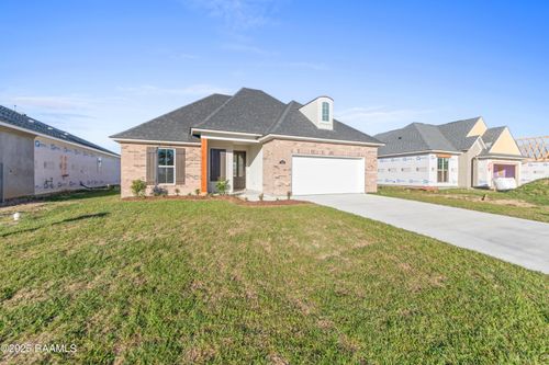 208 Central Village Way, Youngsville, LA, 70592-6960 | Card Image