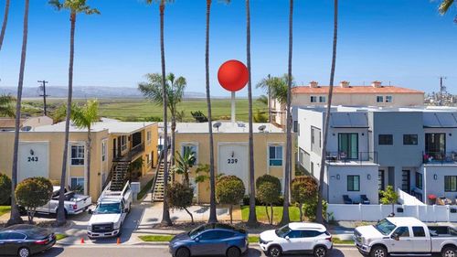 unit-4-239 Ebony Ave, Imperial Beach, CA, 91932-2539 | Card Image