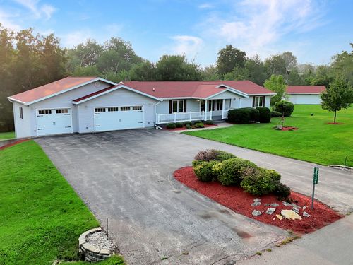 24-134 Hidden Ranch Dr, LANARK, IL, 61046-9655 | Card Image