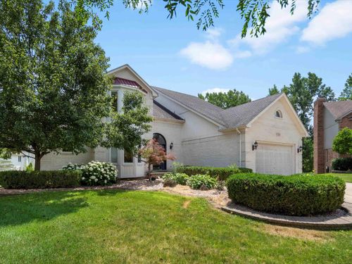 42328 Sheridan Ct, Clinton Township, MI, 48038-6437 | Card Image