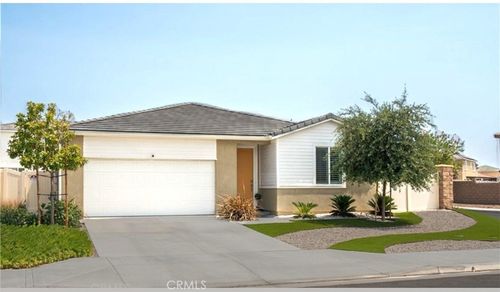 15630 Raptor Rd, Moreno Valley, CA, 92551-6966 | Card Image