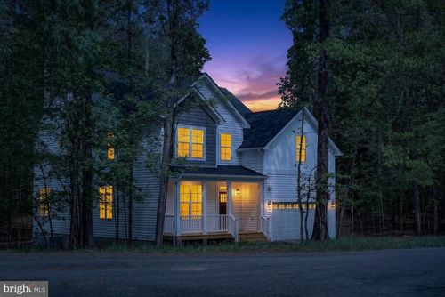 172 Covenant Way, BUMPASS, VA, 23024-4618 | Card Image